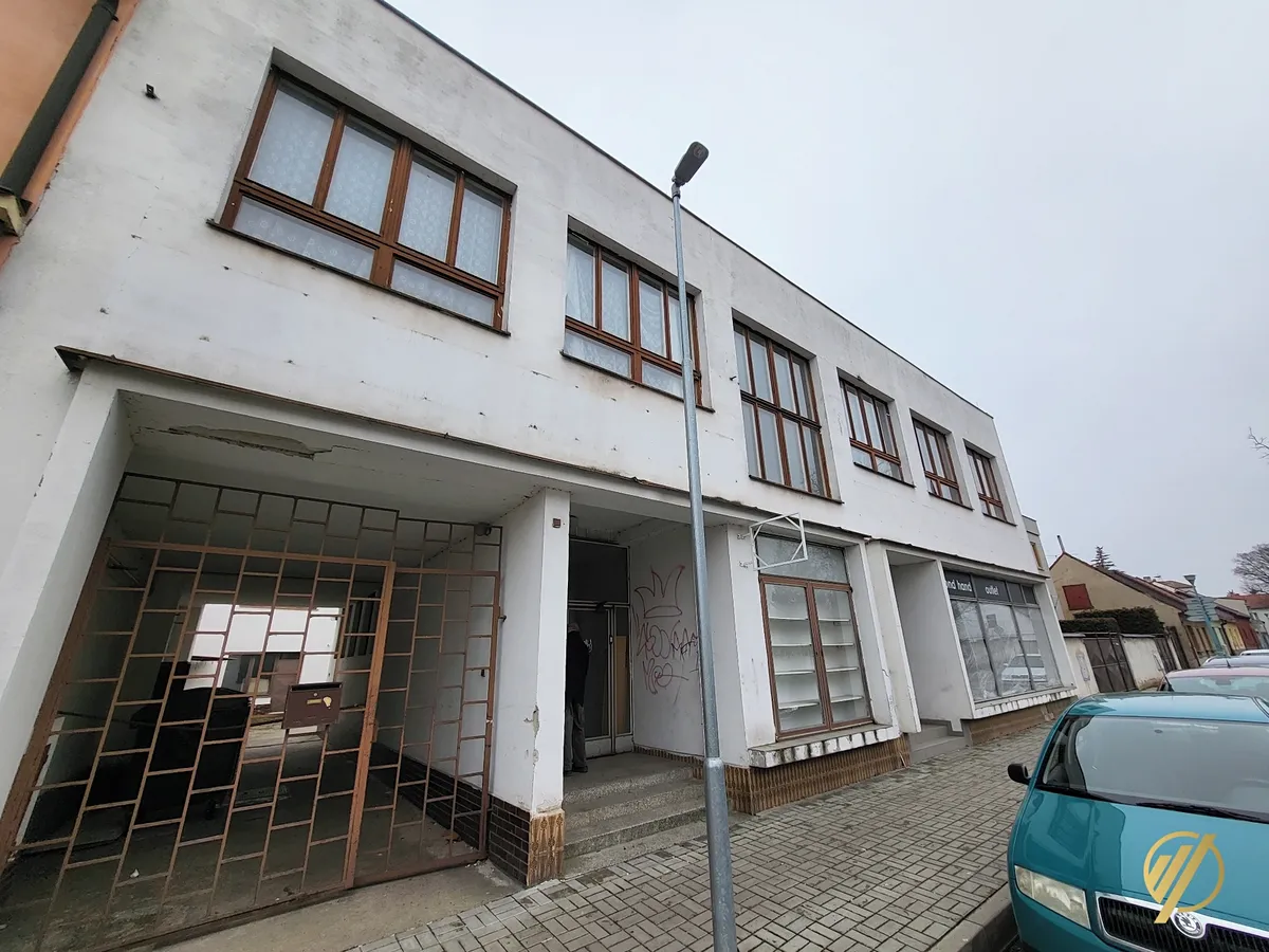 Prodej obchodního prostoru 700 m²